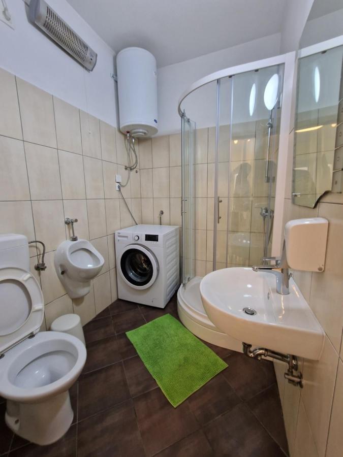 Secret Garden Apartment コペル エクステリア 写真